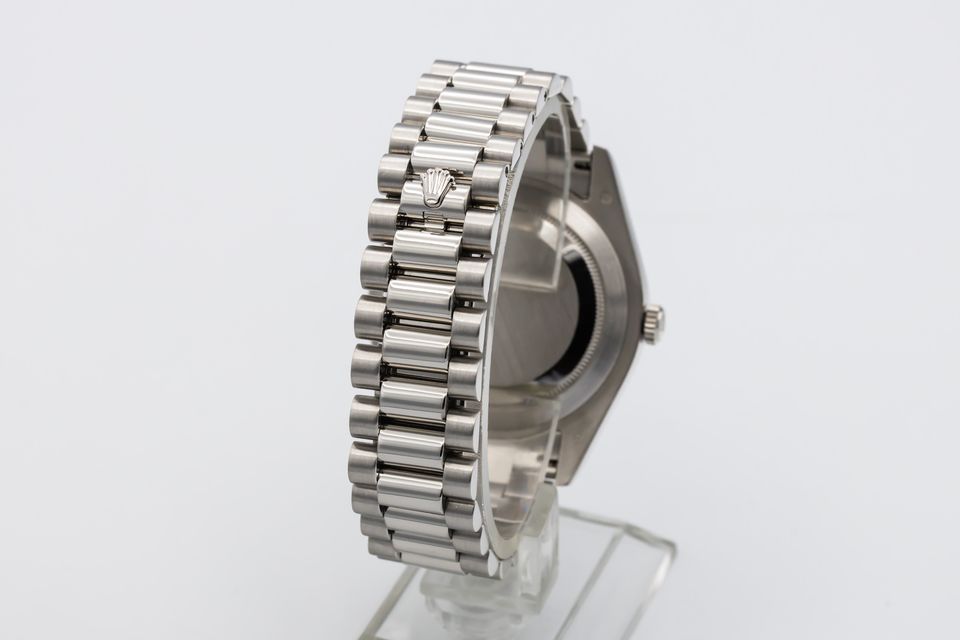 Rolex Day-Date II 218206 Image 3